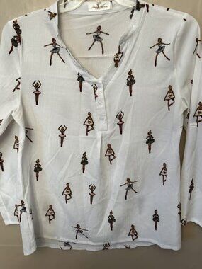 Simply Couture Large Cream Blouse Ballerinas Dance Convert Top Teacher Gift